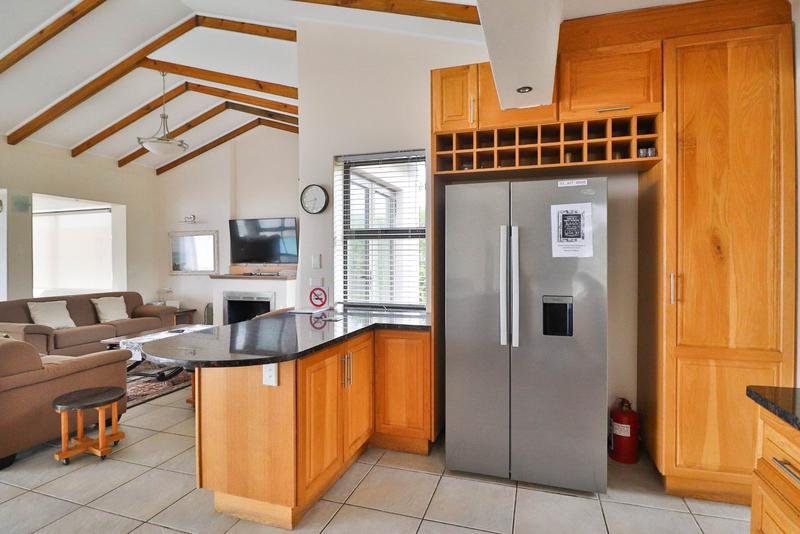 4 Bedroom Property for Sale in Pinnacle Point Golf Estate Western Cape